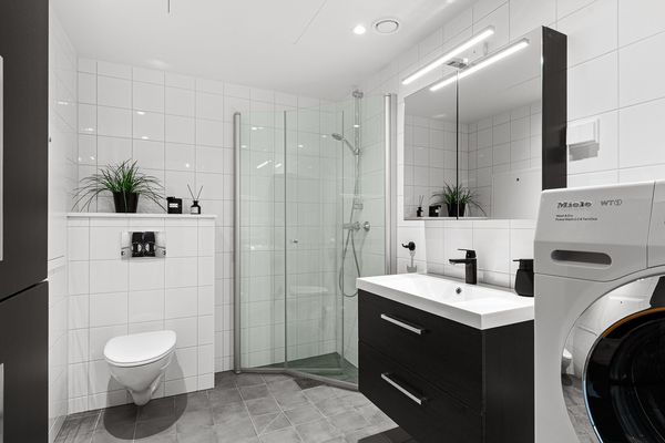 Apartment 20