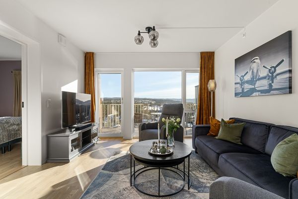 Apartment 20