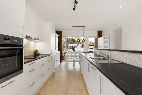 Apartment 20