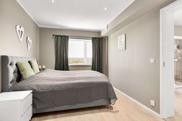 Apartment 40