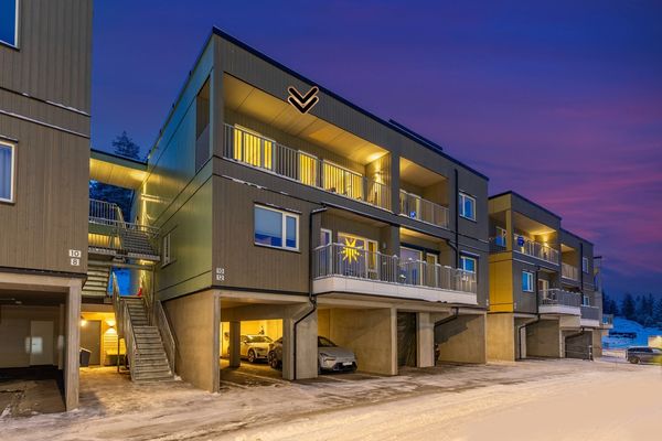 Apartment 10