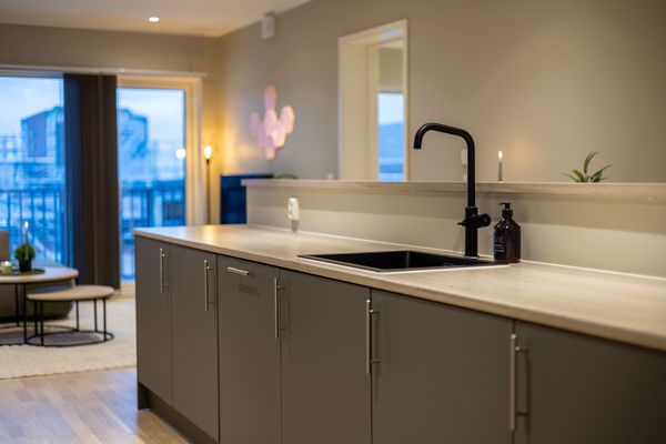 Apartment 10