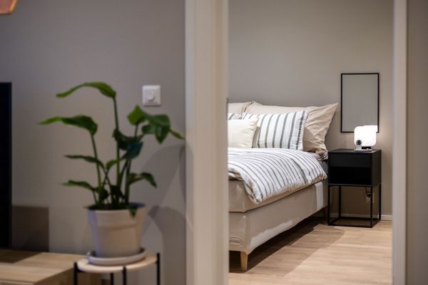 Apartment 10