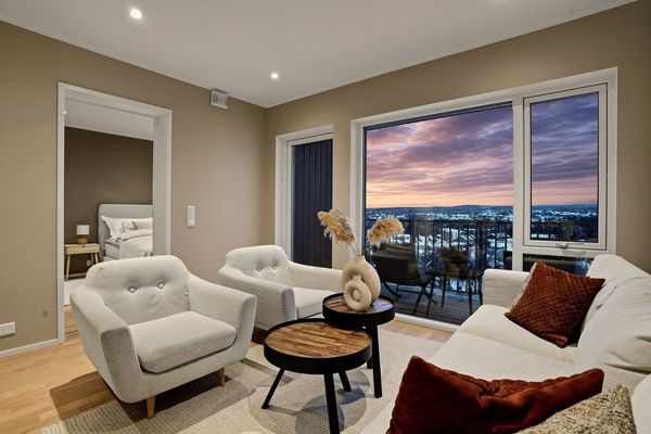 Apartment 34