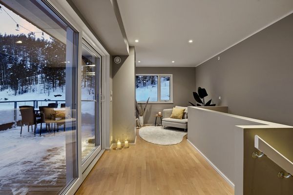 Apartment 34